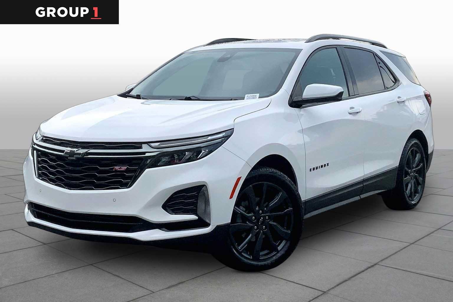 Used 2023 Chevrolet Equinox RS FWD image 1
