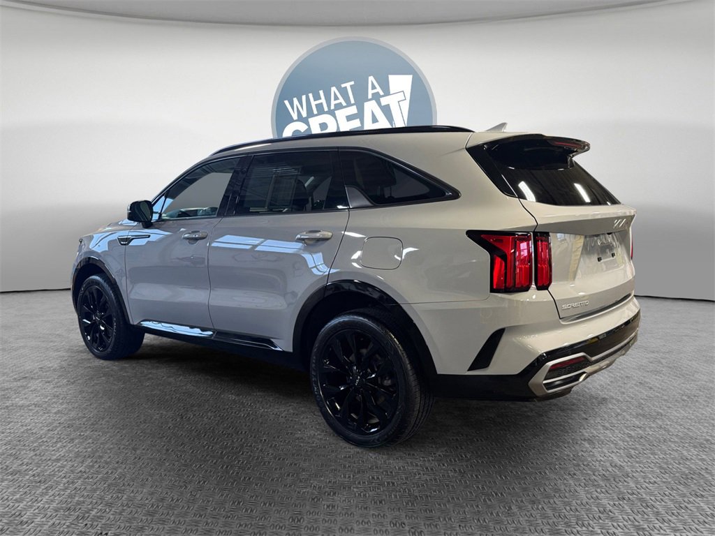 Certified 2023 Kia Sorento SX image 6