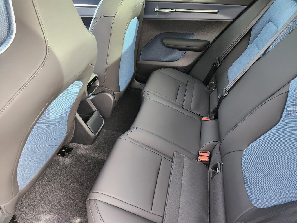 New 2026 Volvo EX30 Plus w/ Climate Package AWD/4WD image 19