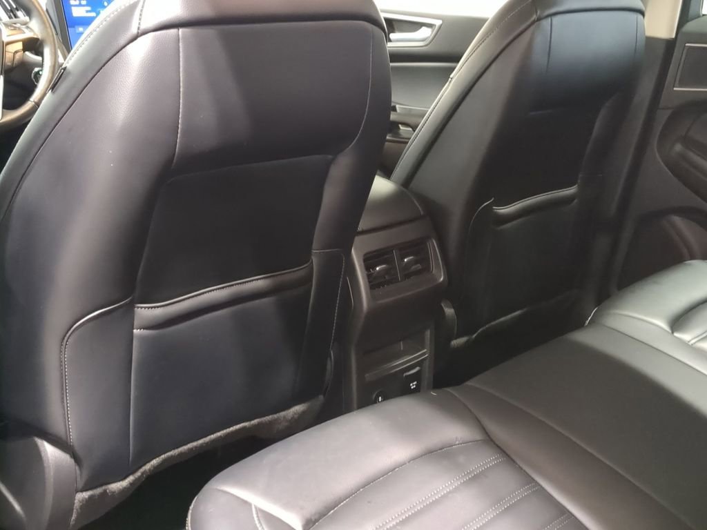 Used 2024 Ford Edge SEL w/ Convenience Package image 31