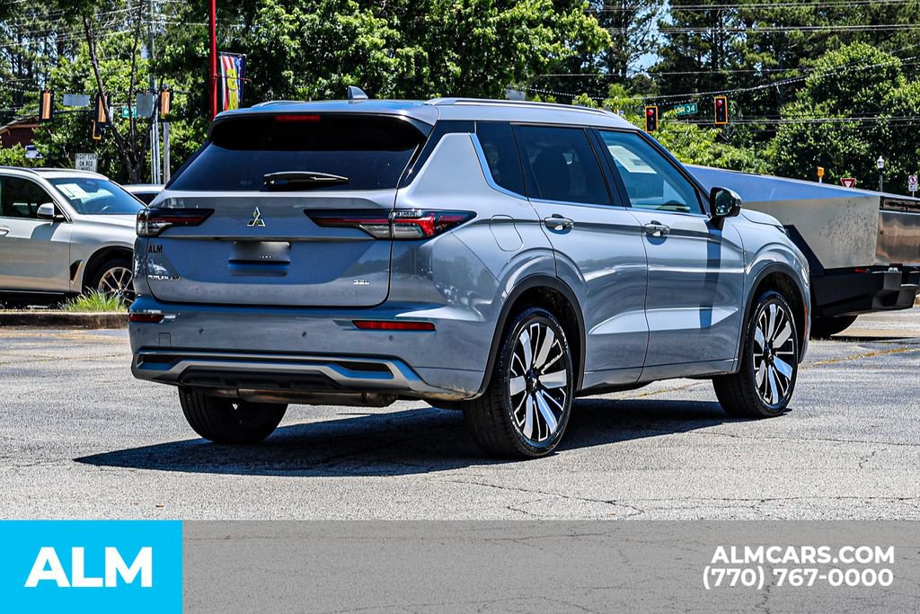 Used 2025 Mitsubishi Outlander SEL FWD image 5
