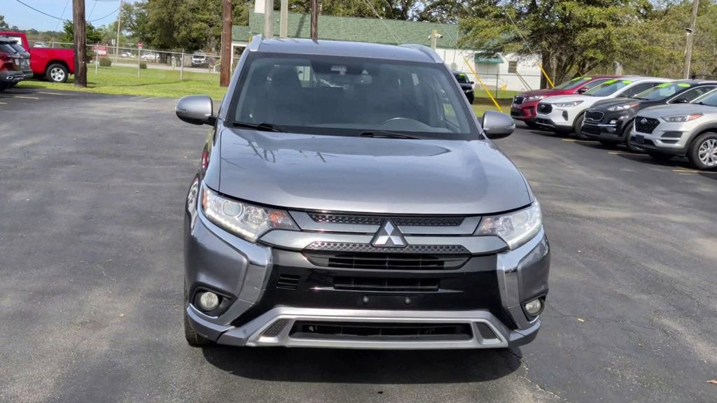 Used 2022 Mitsubishi Outlander SEL image 3