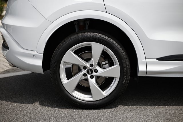 New 2025 Audi Q5 Premium Plus image 6