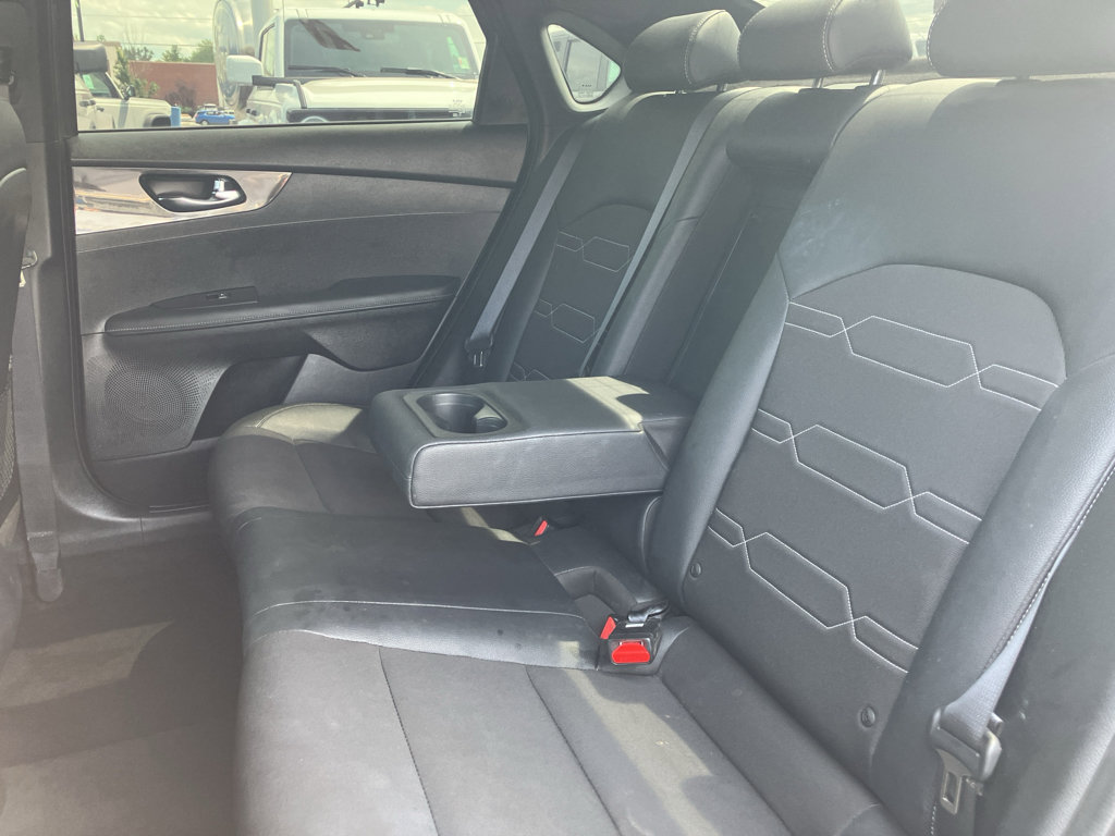 Used 2024 Kia Forte GT-Line FWD image 30