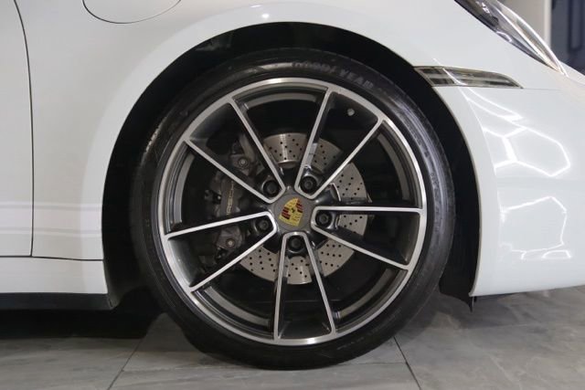 Used 2020 Porsche 911 Carrera RWD image 34