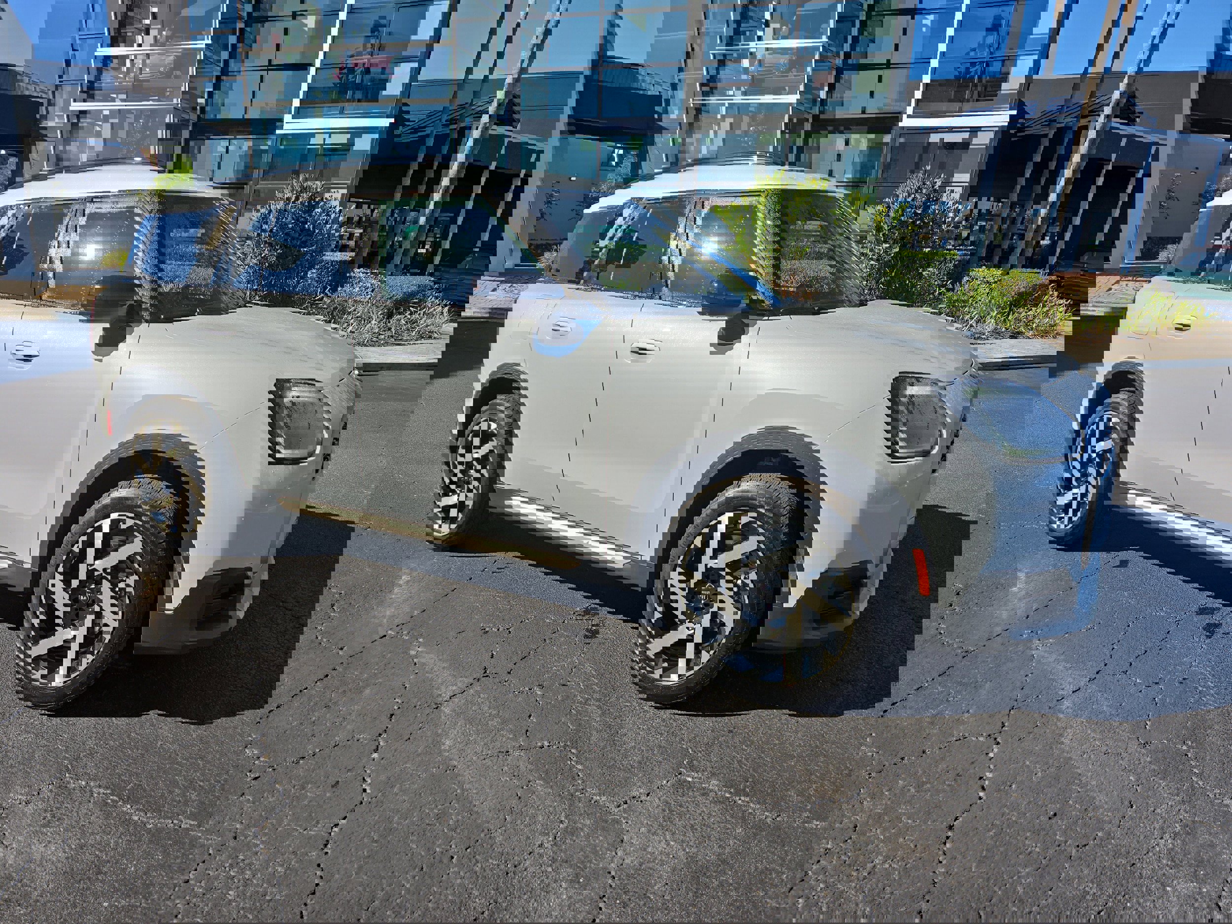 Certified 2025 MINI Cooper Countryman S w/ Comfort Package Max image 2