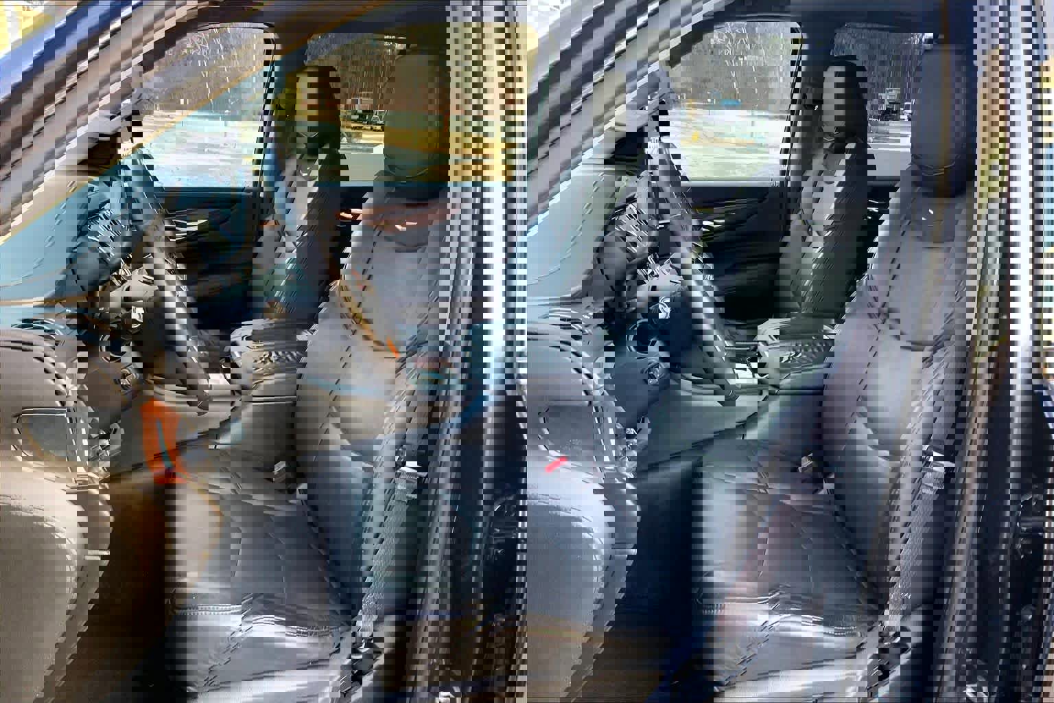 Used 2017 Cadillac Escalade Premium Luxury image 8