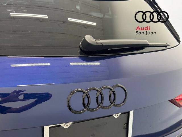 Certified 2025 Audi Q3 2.0T Premium w/ Convenience Package AWD/4WD image 11