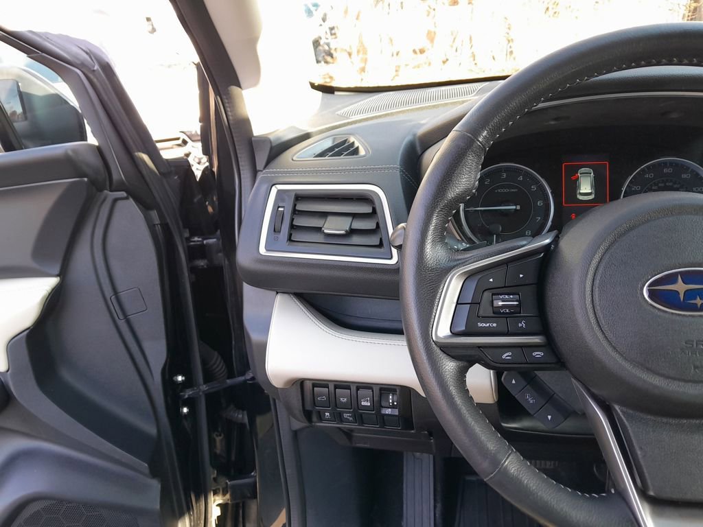 Used 2022 Subaru Ascent Limited image 17