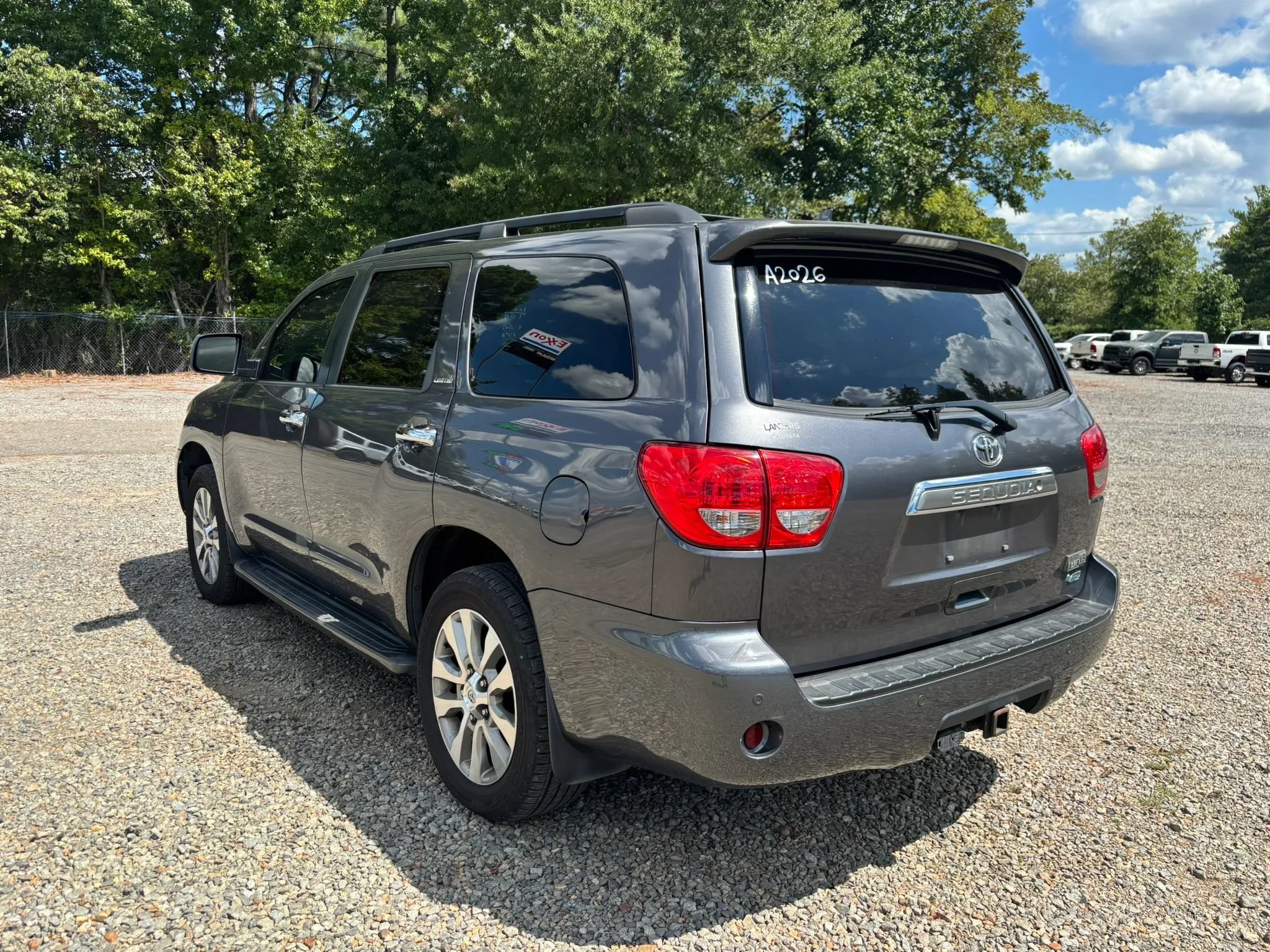 Used 2014 Toyota Sequoia Limited AWD/4WD image 2