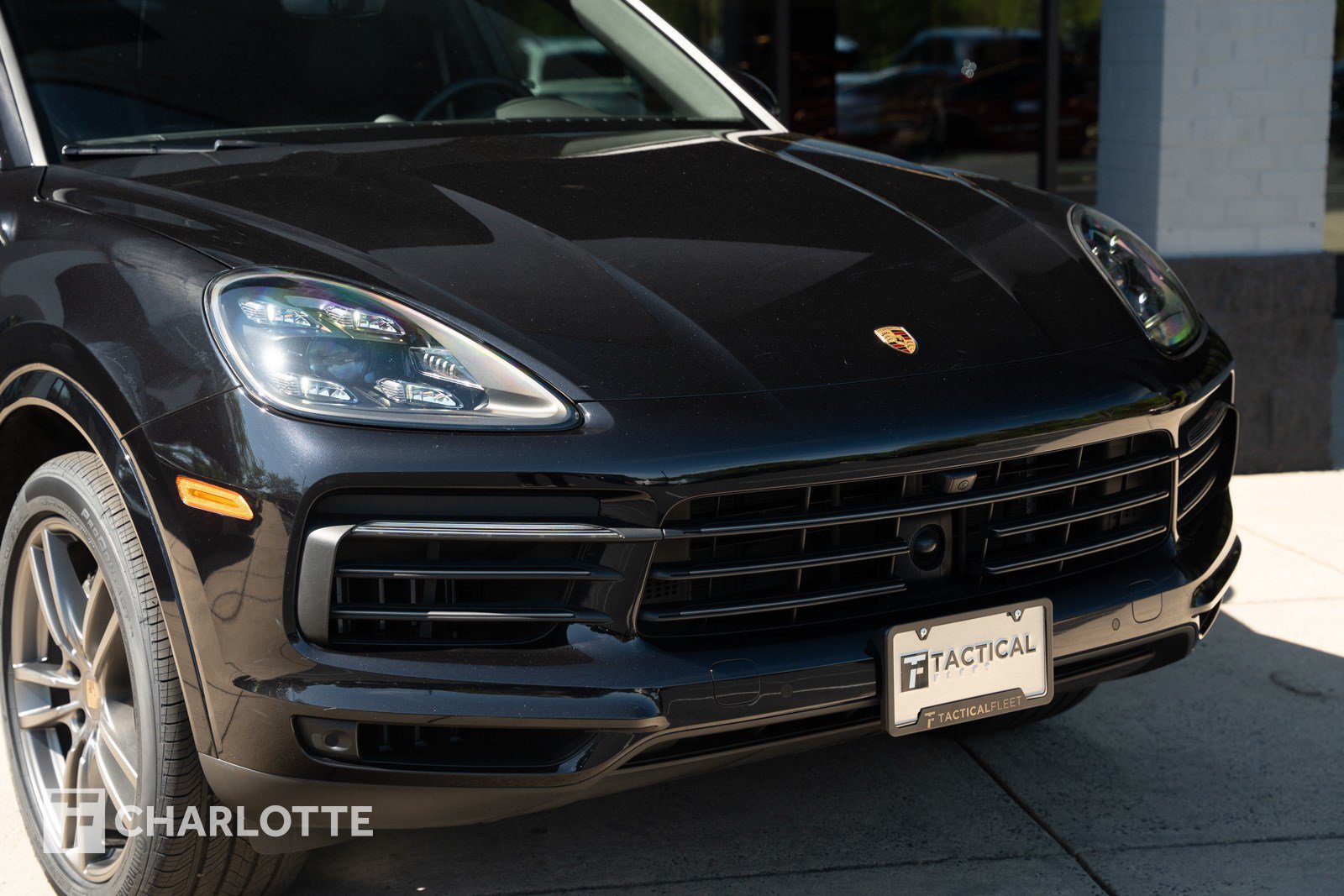 Used 2022 Porsche Cayenne S AWD/4WD image 3