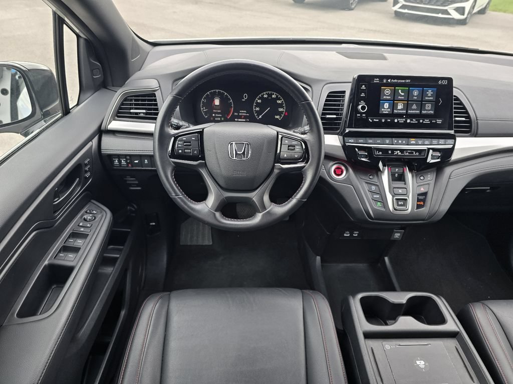 Used 2025 Honda Odyssey Sport-L image 14