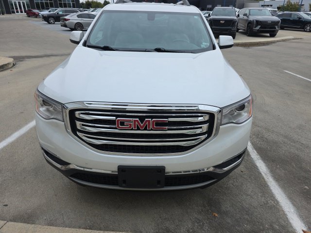 Used 2018 GMC Acadia SLT w/ LPO, Floor Liner Package FWD image 2