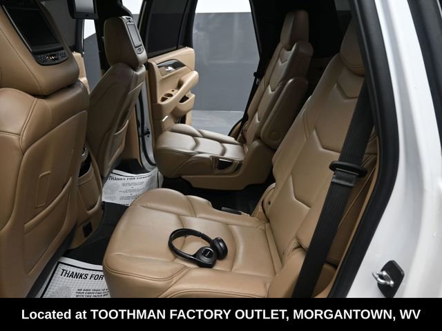 Used 2019 Cadillac Escalade Platinum image 17