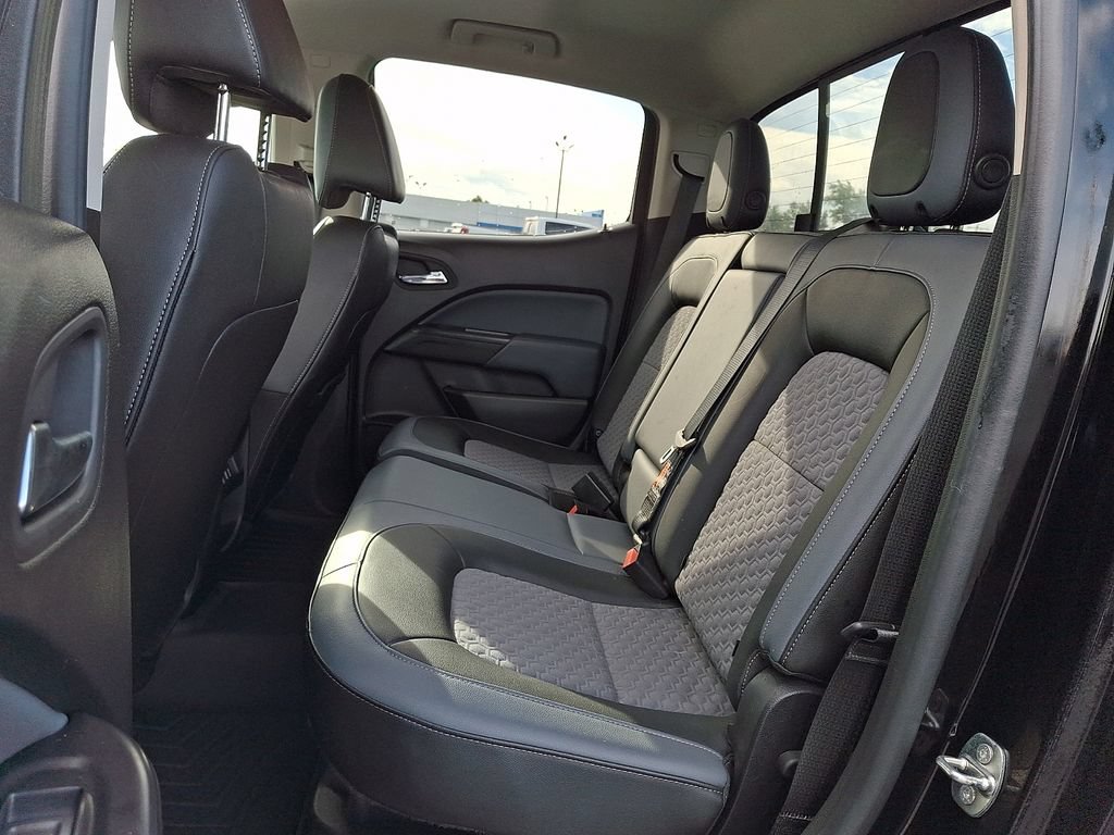 Used 2018 Chevrolet Colorado Z71 AWD/4WD image 11