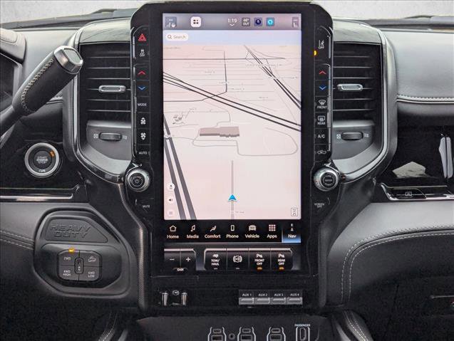 Used 2025 RAM 2500 Limited AWD/4WD image 13