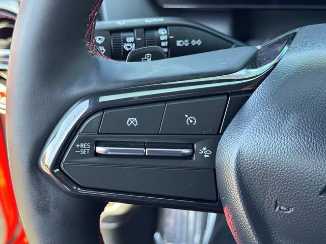 Used 2025 Chevrolet Equinox EV RS image 26