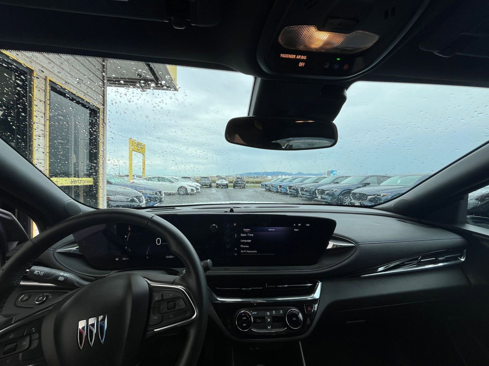 Used 2025 Buick Envista Sport Touring image 35