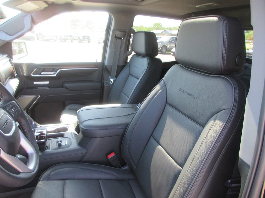 New 2026 GMC Sierra 1500 Denali w/ Denali Reserve Package AWD/4WD image 13