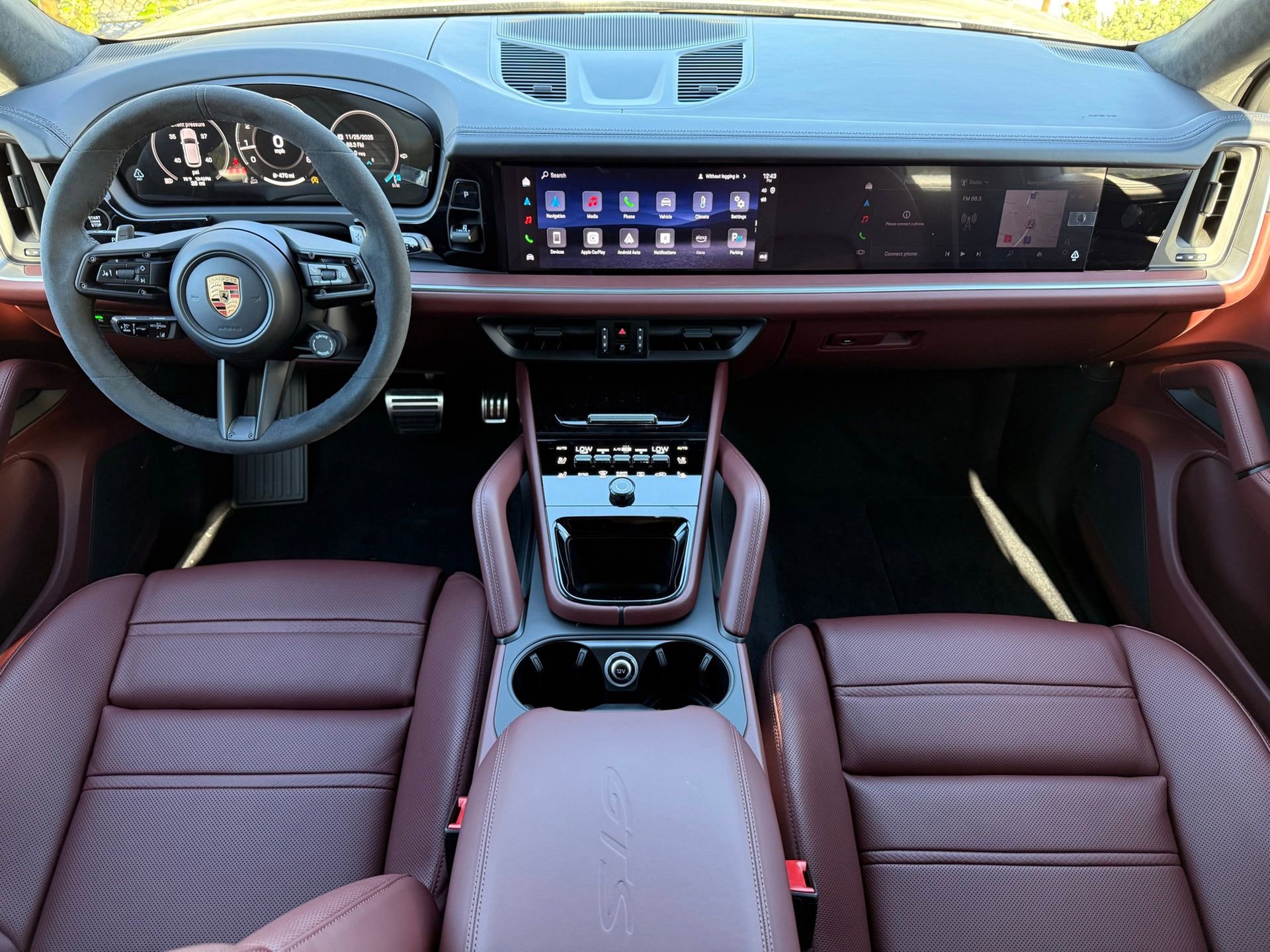New 2026 Porsche Cayenne GTS AWD/4WD image 14