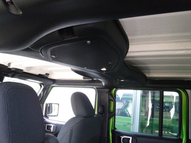 New 2025 Jeep Gladiator Willys image 36