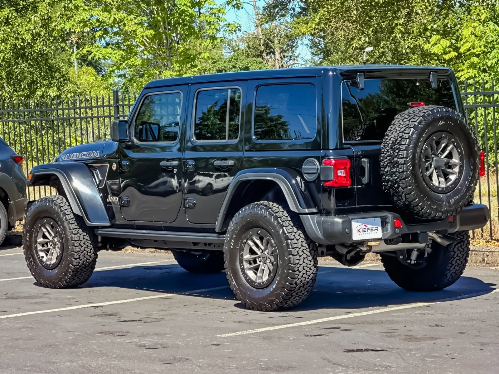 Used 2025 Jeep Wrangler Unlimited Rubicon 392 AWD/4WD image 5
