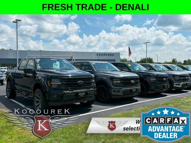 Used 2017 GMC Yukon Denali w/ Open Road Package AWD/4WD image 30