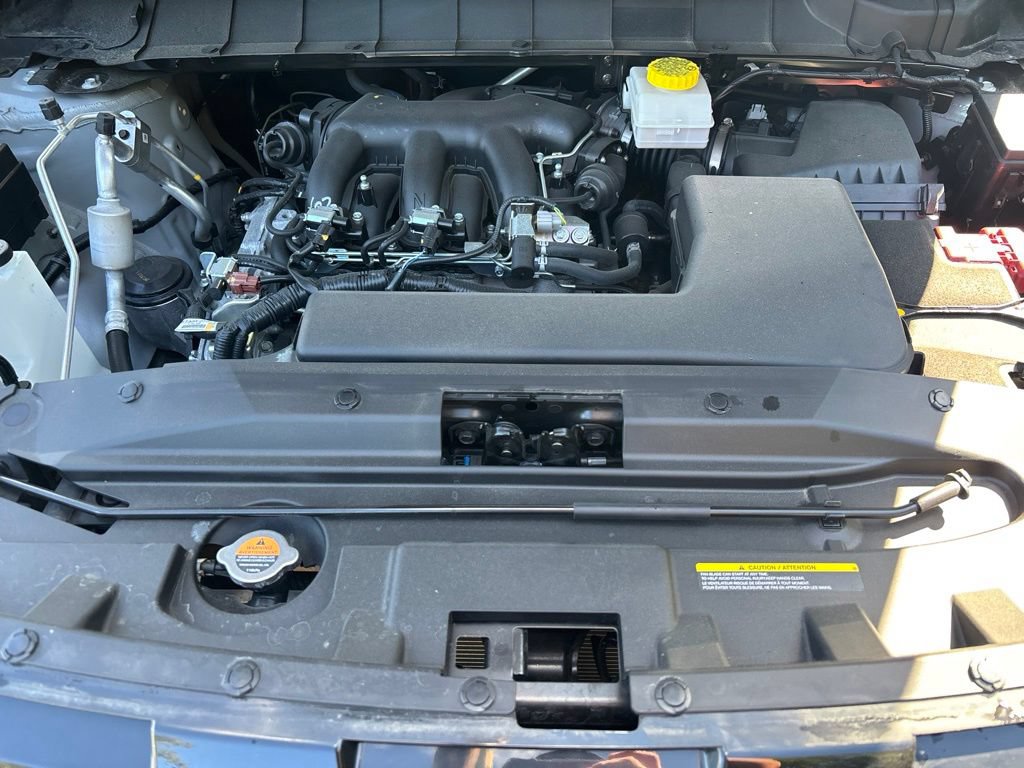 Certified 2025 Nissan Pathfinder SV AWD/4WD image 12