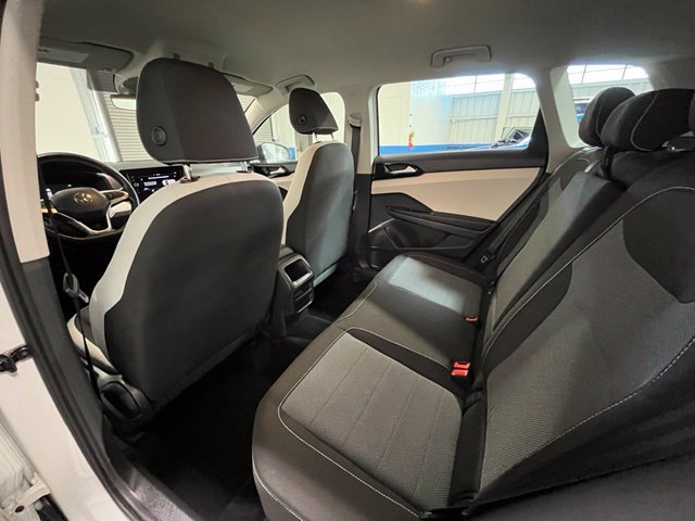 Used 2025 Volkswagen Taos S FWD image 15