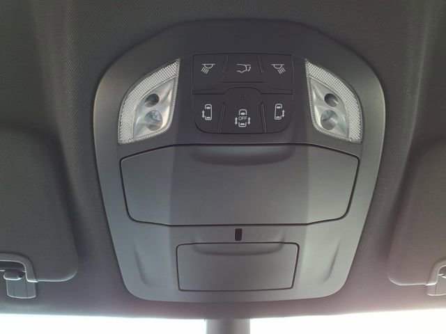 New 2026 Chrysler Pacifica Select image 23