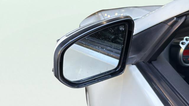 Used 2019 Nissan 370Z w/ Sport Package RWD image 26