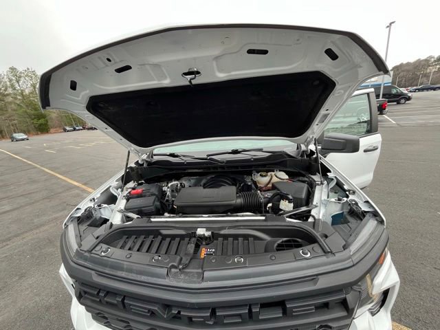 Used 2023 Chevrolet Silverado 1500 Custom Trail Boss w/ LPO, Dark Essentials Package image 13