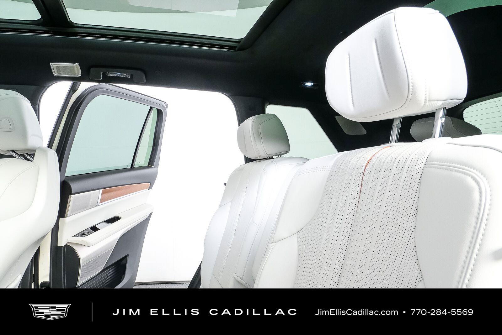 New 2027 Cadillac Vistiq Luxury AWD/4WD image 19