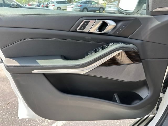 Used 2026 BMW X5 xDrive40i AWD/4WD image 28