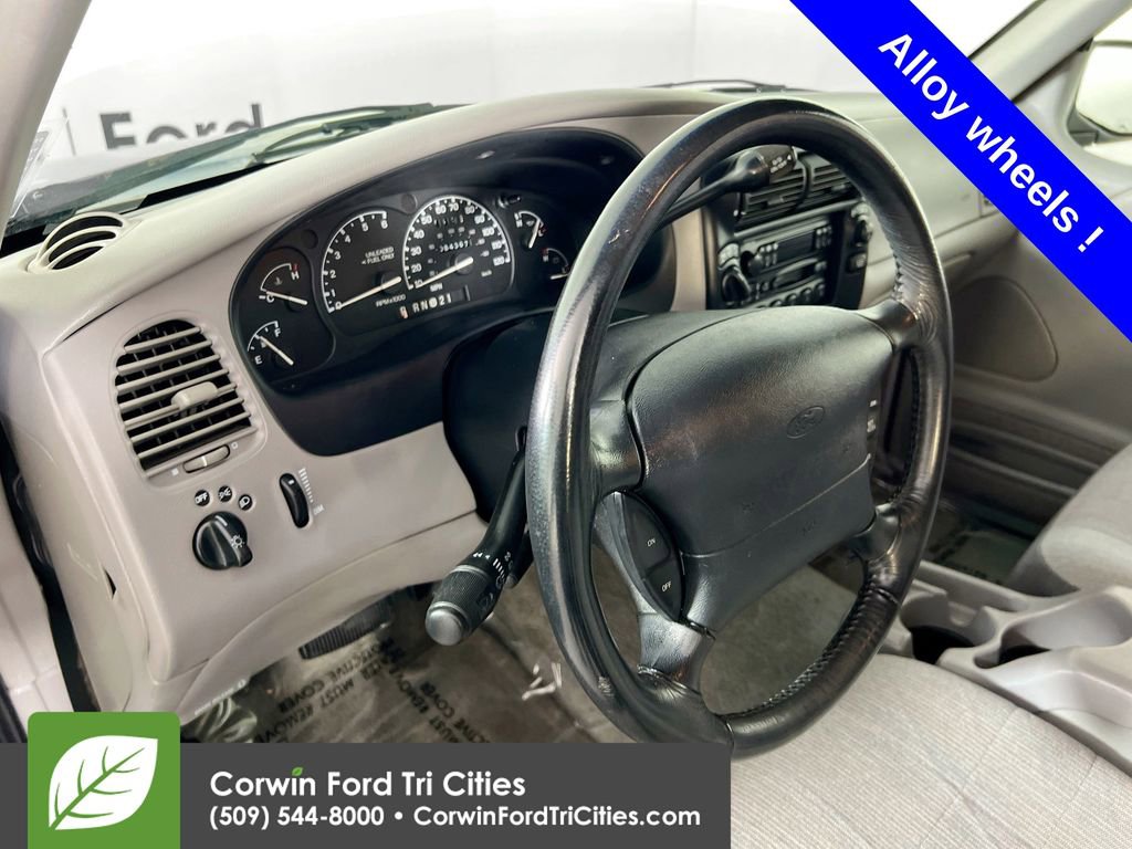 Used 1996 Ford Explorer XLT AWD/4WD image 3