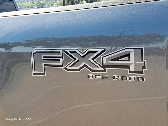 New 2026 Ford F350 Lariat w/ Black Appearance Package image 54