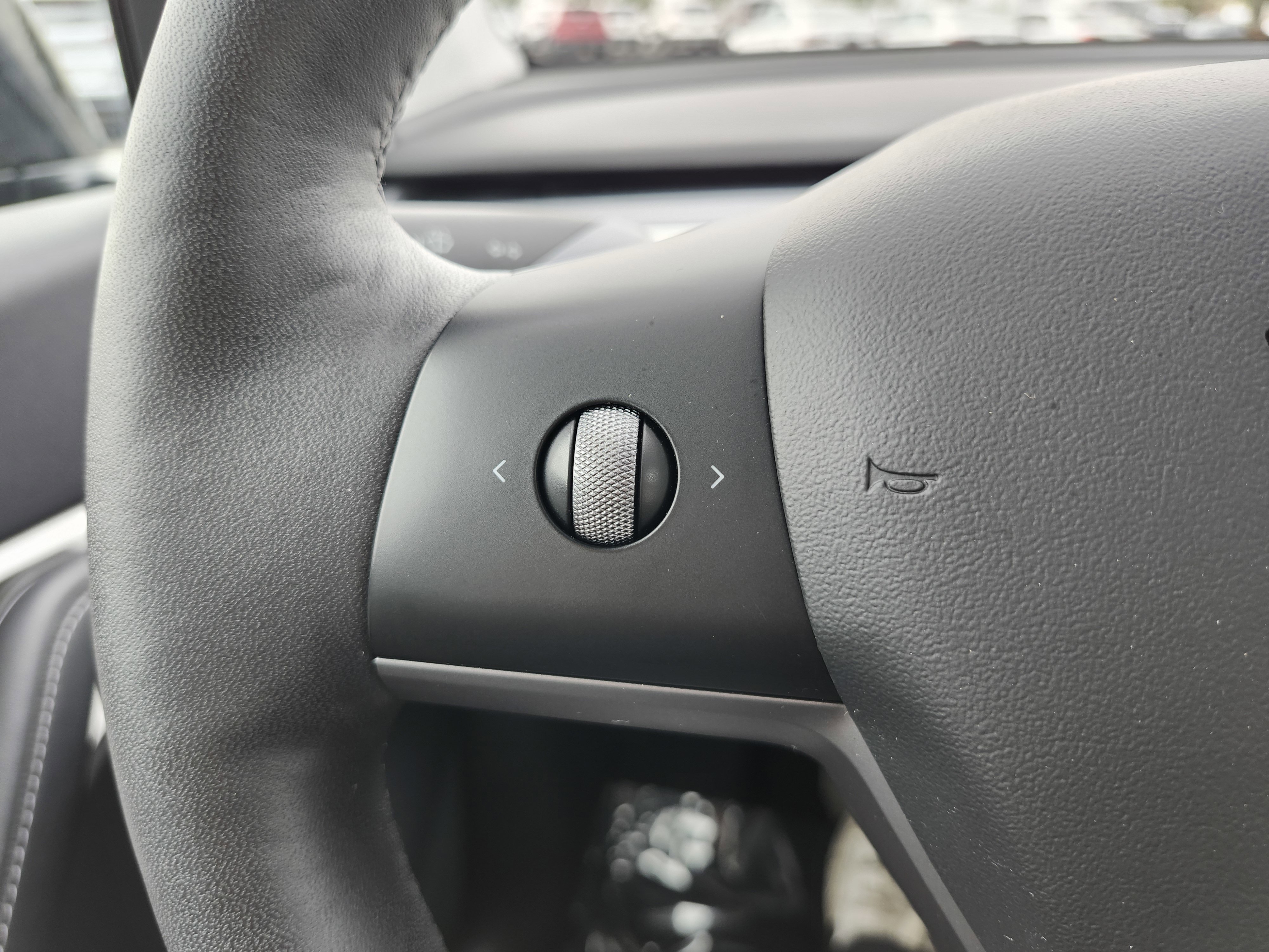 Used 2021 Tesla Model Y 2WD image 37