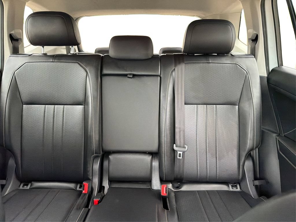 Used 2022 Volkswagen Tiguan SE FWD image 15