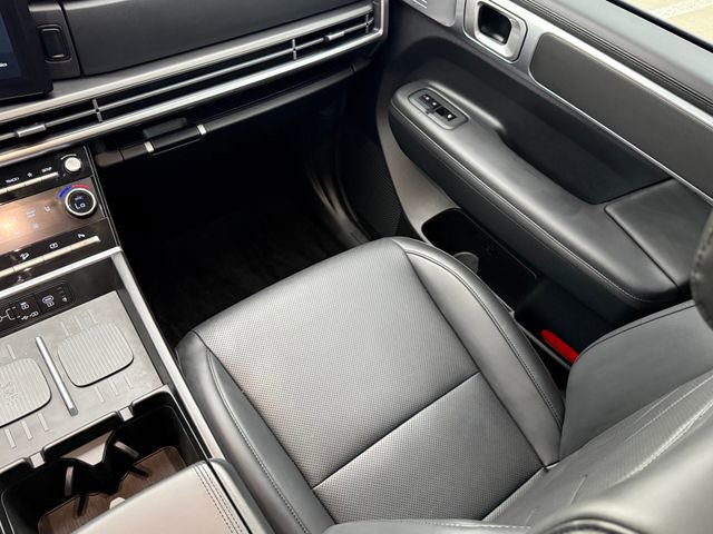 Used 2024 Hyundai Santa Fe SEL FWD image 24