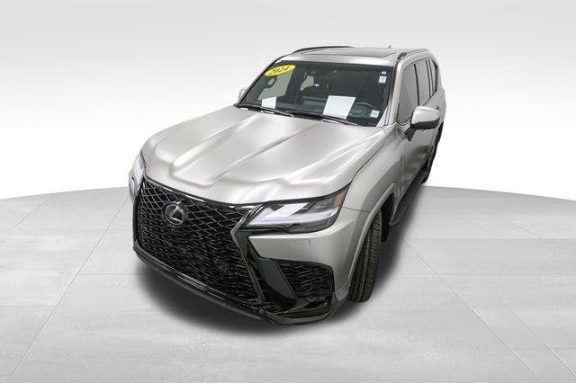 Used 2024 Lexus LX 600 F Sport image 6