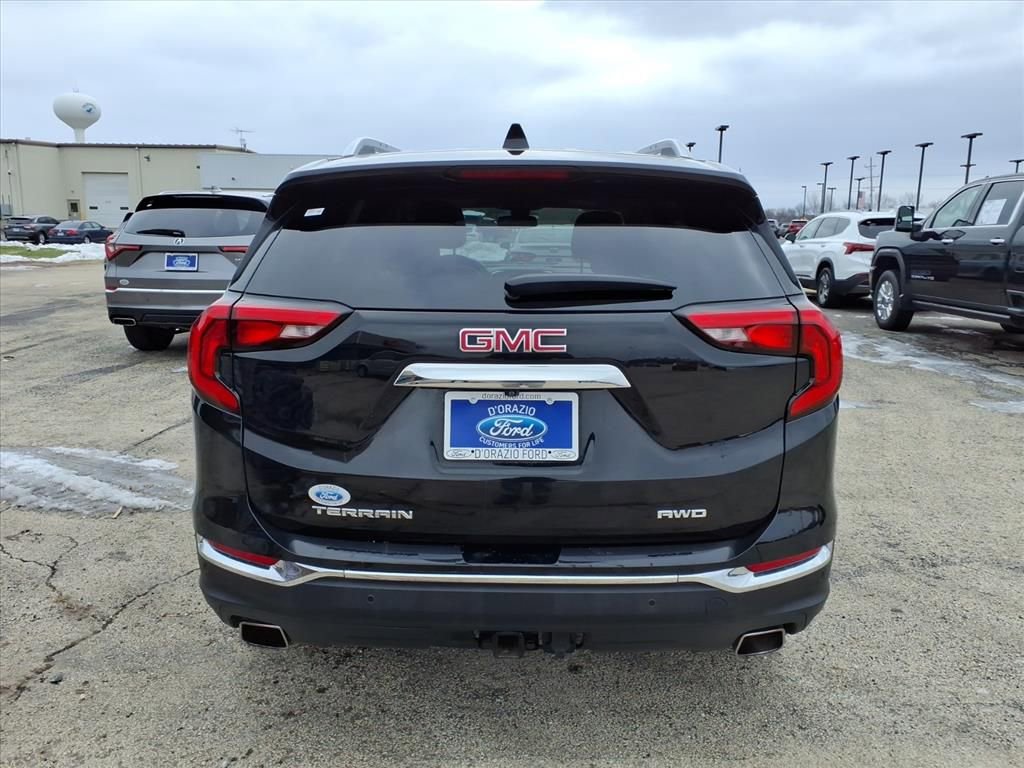 Used 2020 GMC Terrain SLT w/ Preferred Package image 4