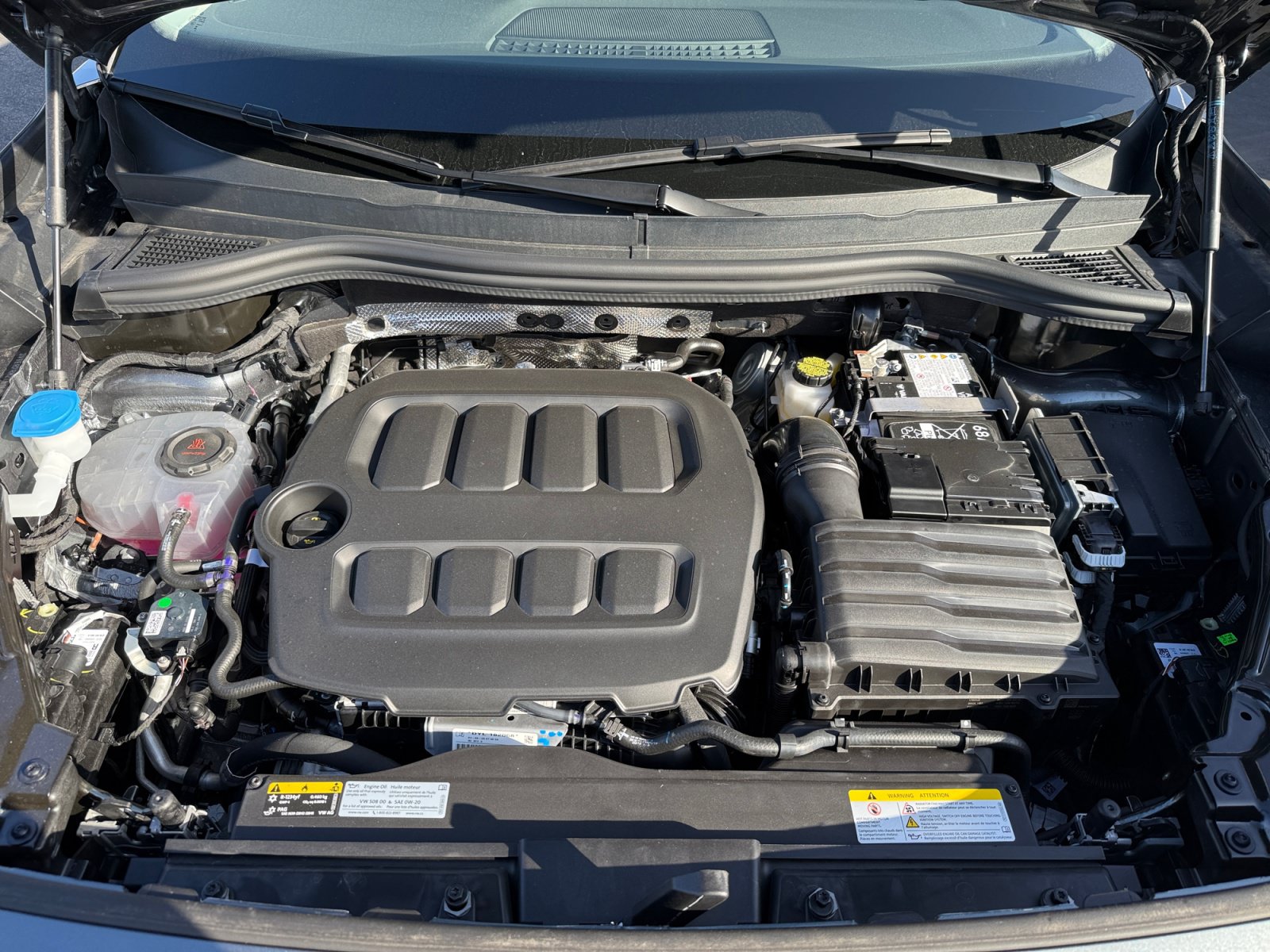 New 2026 Volkswagen Tiguan SE AWD/4WD image 20