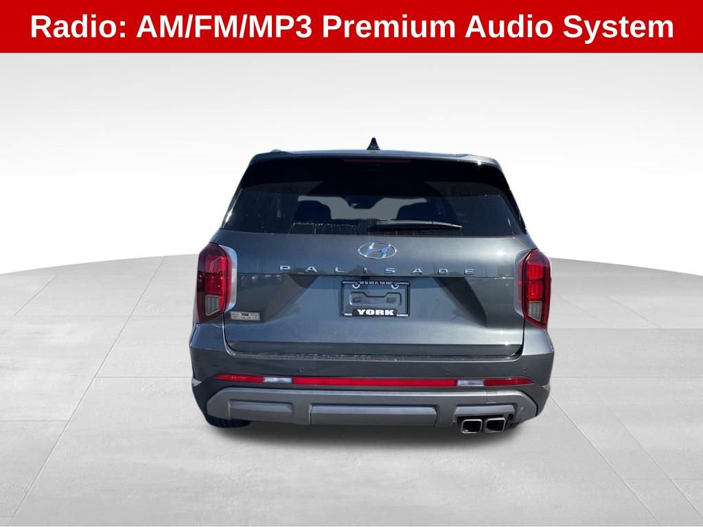 Used 2023 Hyundai Palisade Limited image 4