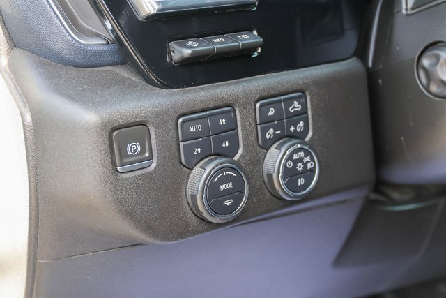 Used 2023 Chevrolet Silverado 1500 High Country w/ Technology Package image 14