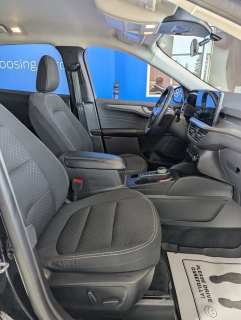 Used 2023 Ford Escape Active w/ Tech Pack #2 AWD/4WD image 13