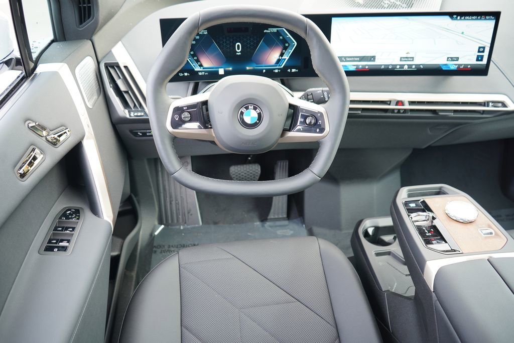 New 2026 BMW iX xDrive45 w/ Executive Package image 15