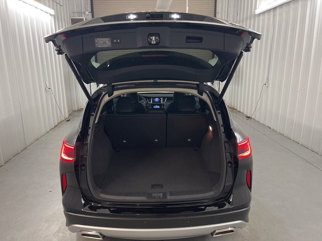Certified 2025 INFINITI QX50 Luxe image 32