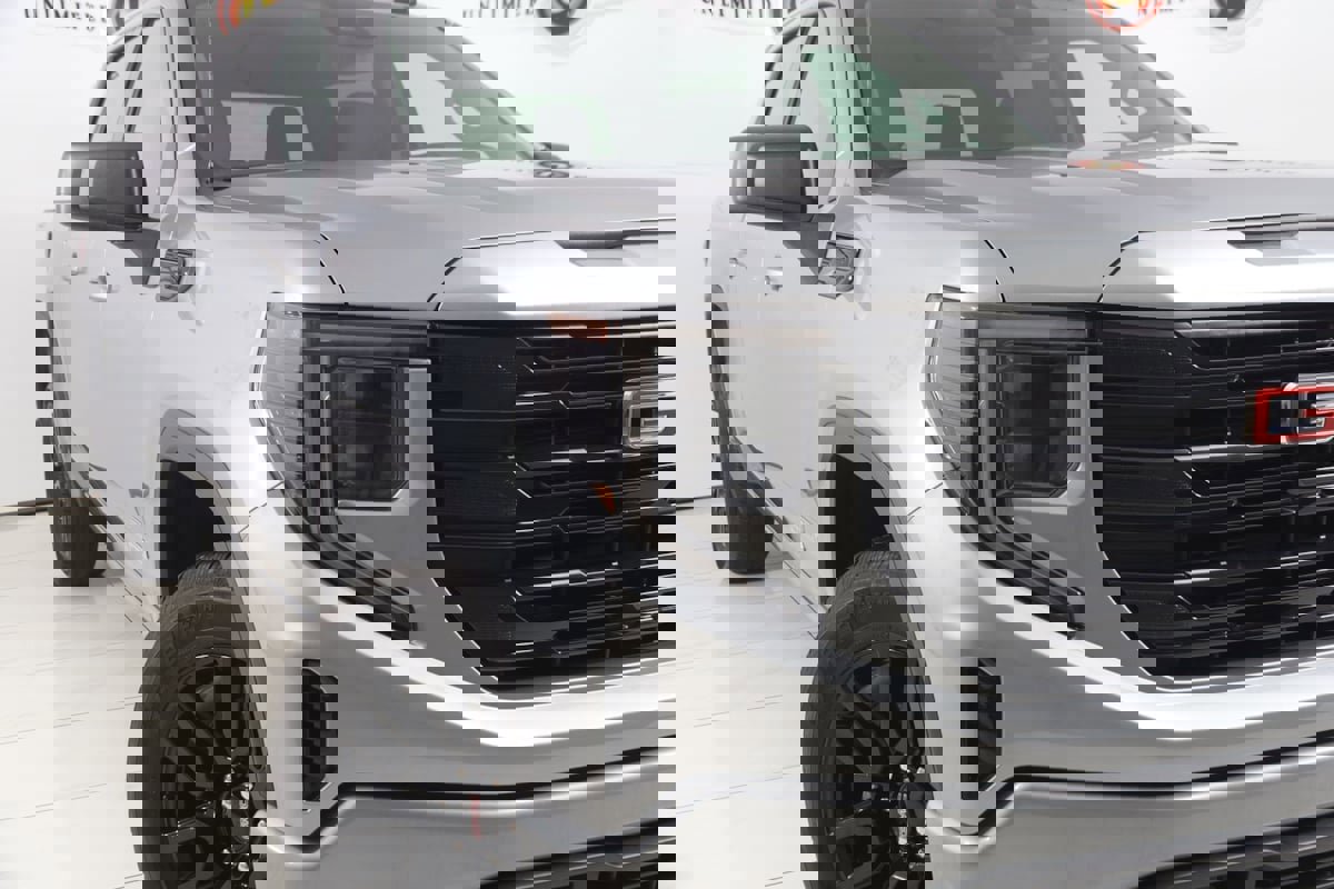 Used 2024 GMC Sierra 1500 Elevation image 17
