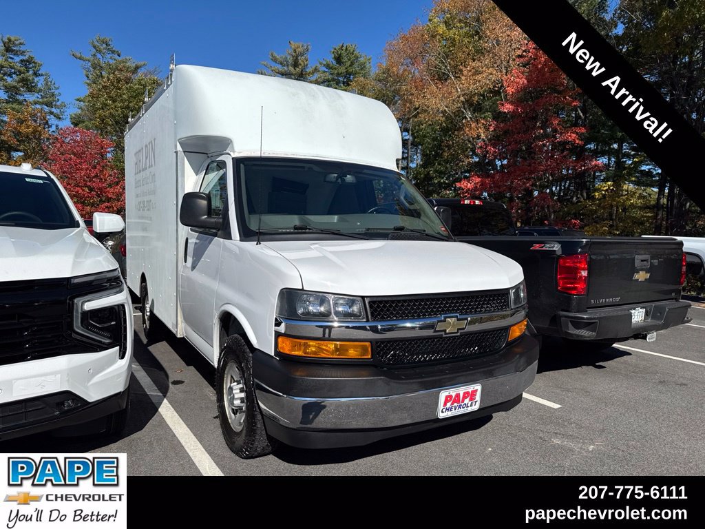 Used 2021 Chevrolet Express 3500 w/ Power Convenience Package RWD image 1