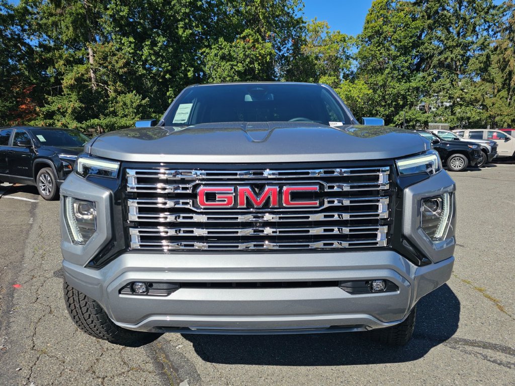 New 2026 GMC Canyon Denali w/ LPO, Black Badging Package AWD/4WD image 2